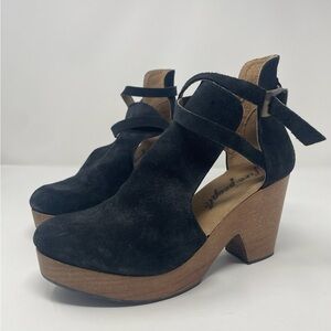 Free People Black Suede Heeled Clogs size 40